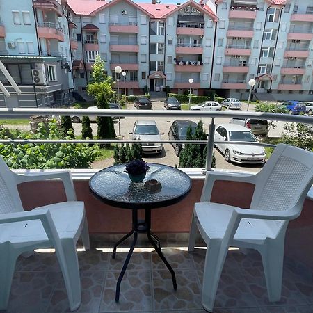 Front Beach Exclusive Apartments Struga Exterior foto